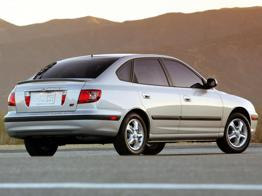  Hyundai Elantra GT 2003 года  (фото 7 из 8)